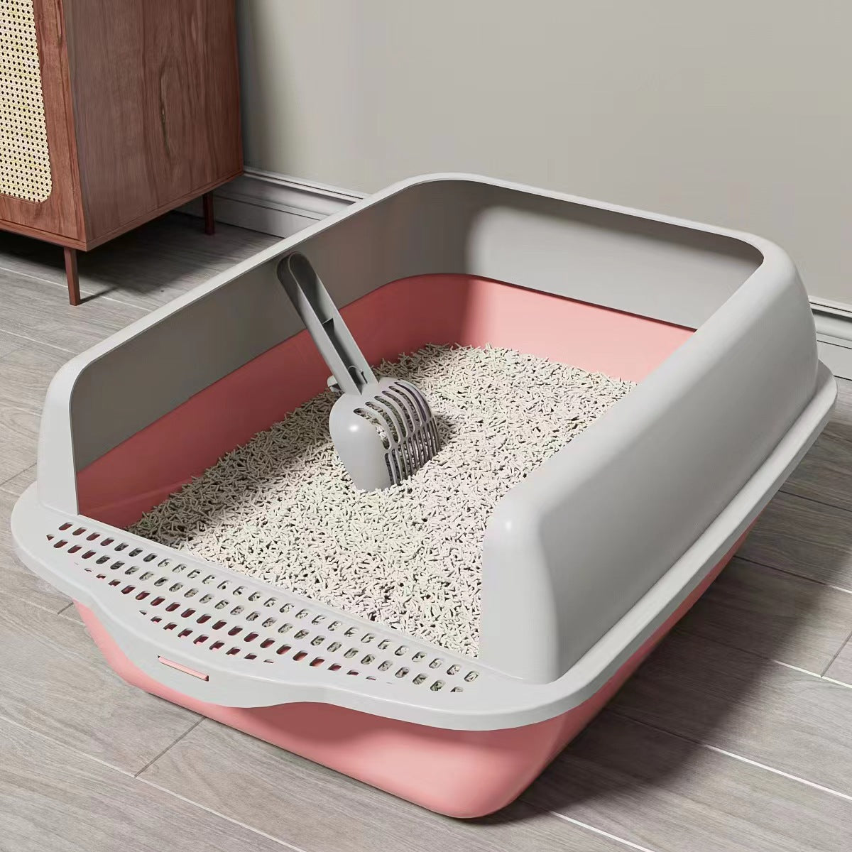 Large Semi-Enclosed Cat Litter Box with Anti-Splash Walls & Paw Grid | Includes Free Scoop